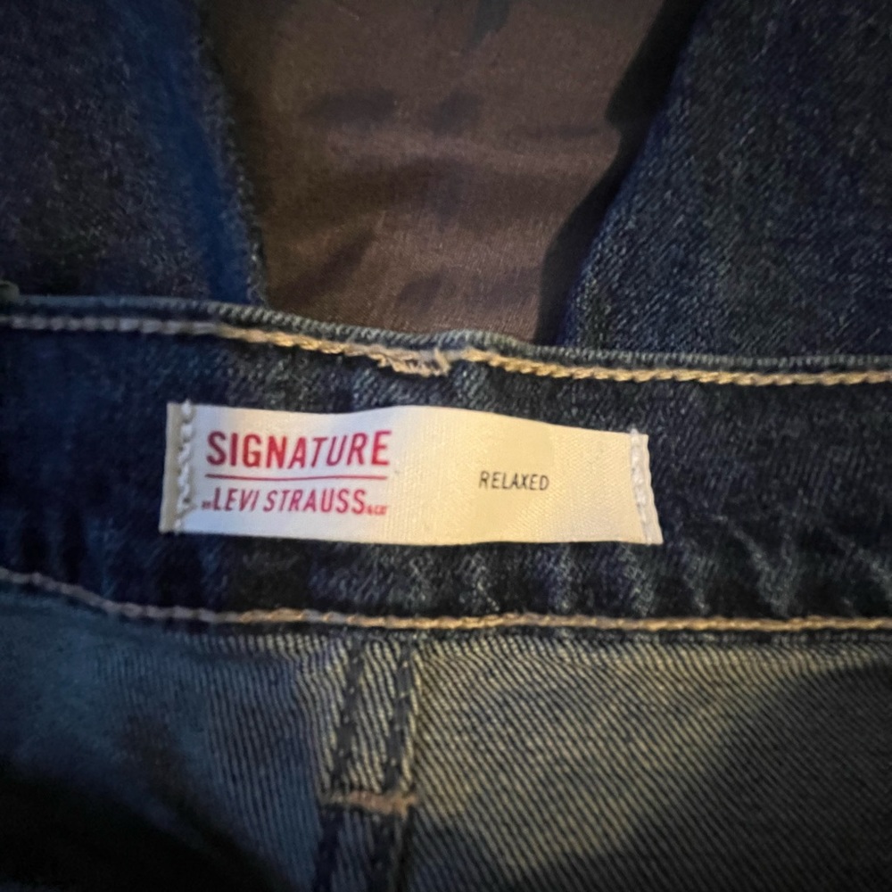 signature by Levi Strauss & Co. - Men’s Relaxed Fit Jeans, size 32x32 Dark wash - Picture 5 of 5